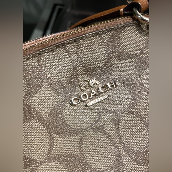 Coach Signature Christie Carryall Tote Shoulder Bag - Picture 2 of 14